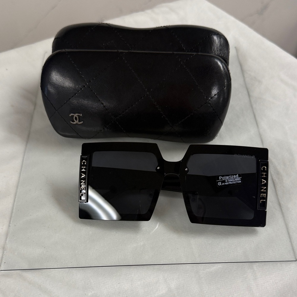 Designer Black Oversized Sunglasses